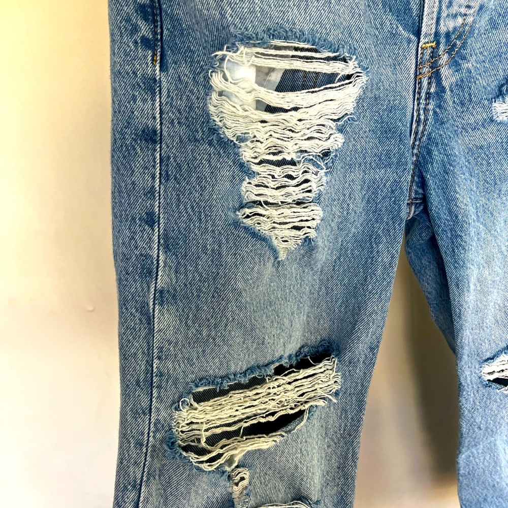 Levi’s Ribcage Straight Ankle Jeans